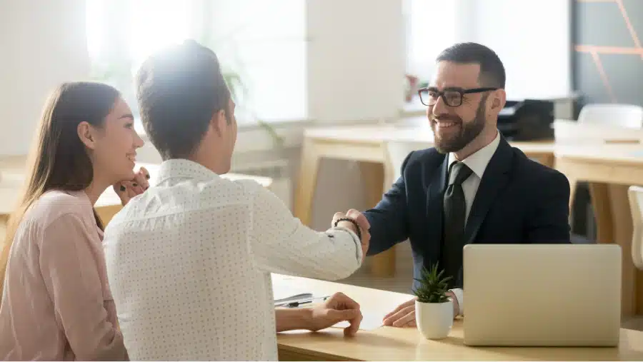 How Financial Institutions Can Prioritize Identity Theft Protection